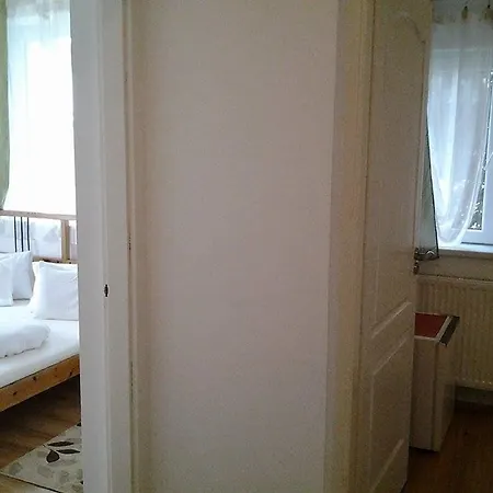 Pensiune Toldi Panzio 3*