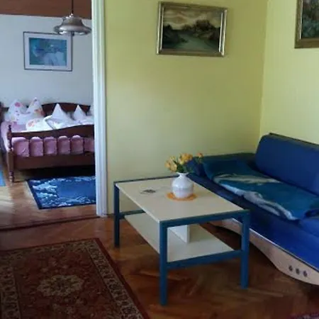 Toldi Panzio Pensiune 3*